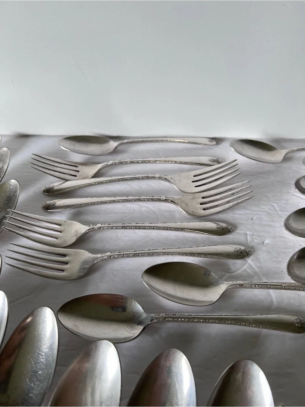 Vintage WM Rogers “Exquisite” IS Silverware 38 Pcs Flatware Set Replace Addition